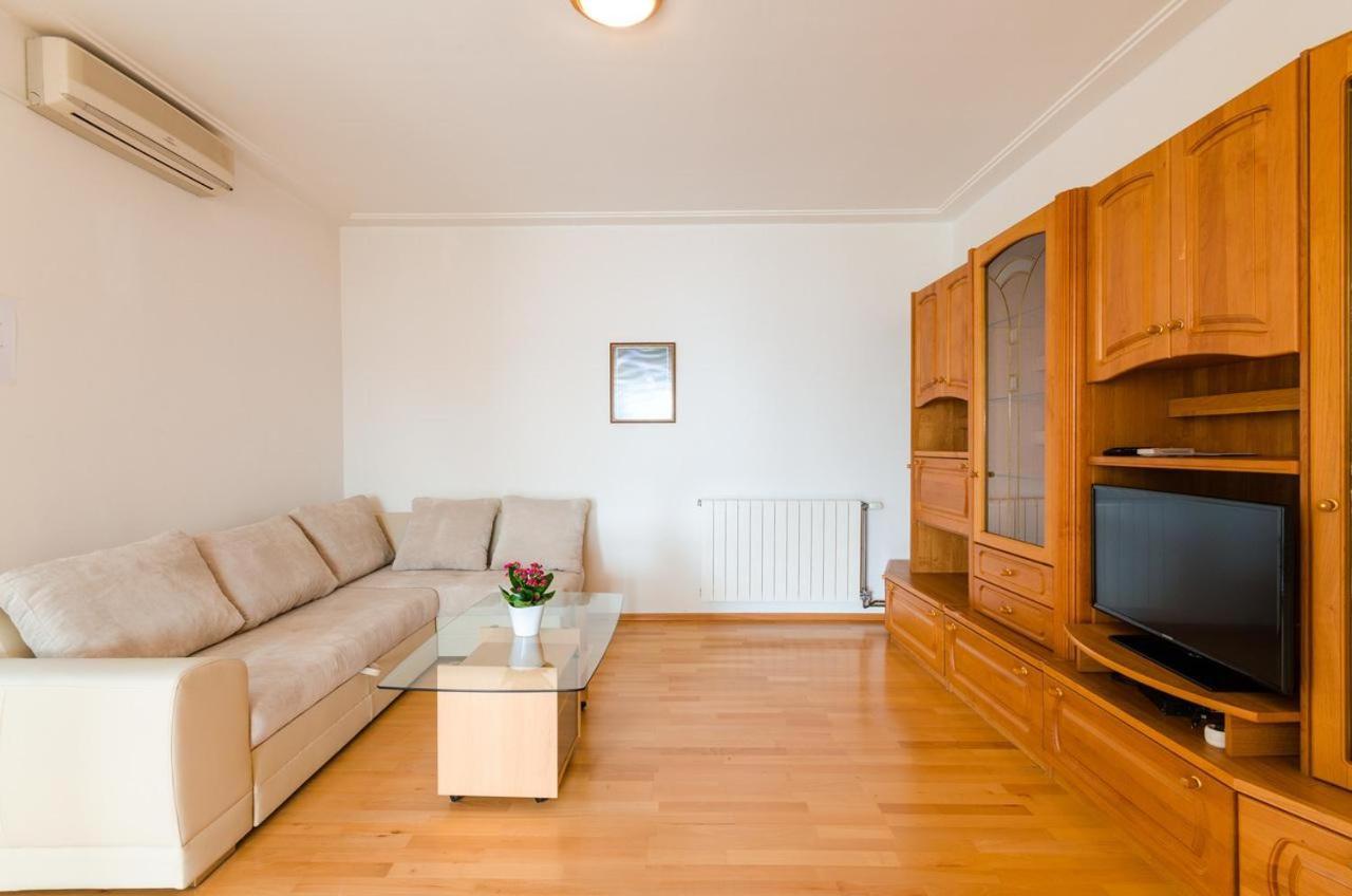 Jurincic Apartment Crikvenica Room photo