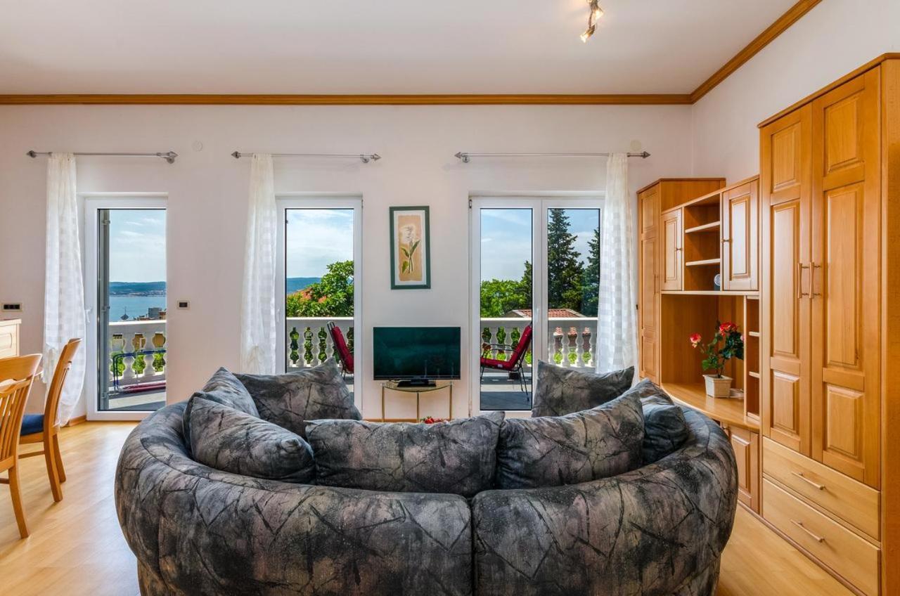 Jurincic Apartment Crikvenica Room photo